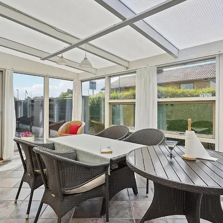 Feriehus Beautiful In With Kitchen *