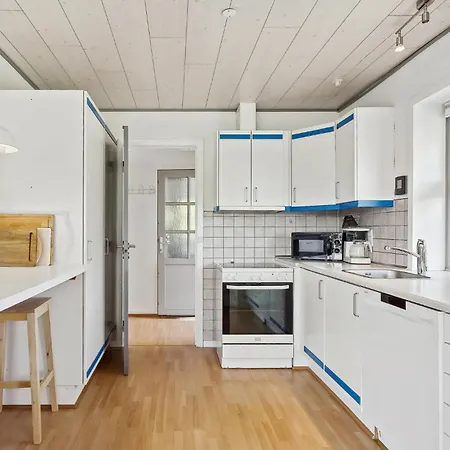 Feriehus Beautiful In With Kitchen
